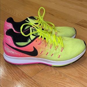 Nike Zoom Pegasus 33 Olympic Colorway